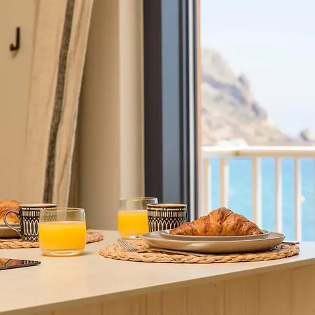 Puerto Marina Γιαβέα